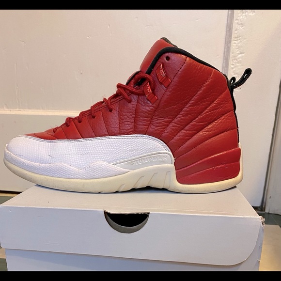red jordan 12 size 8